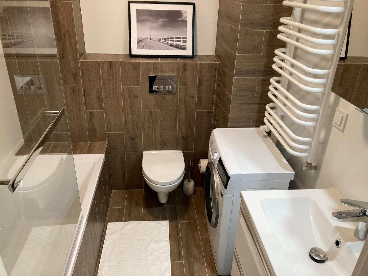 Apartament Lagiewniki クラクフ エクステリア 写真