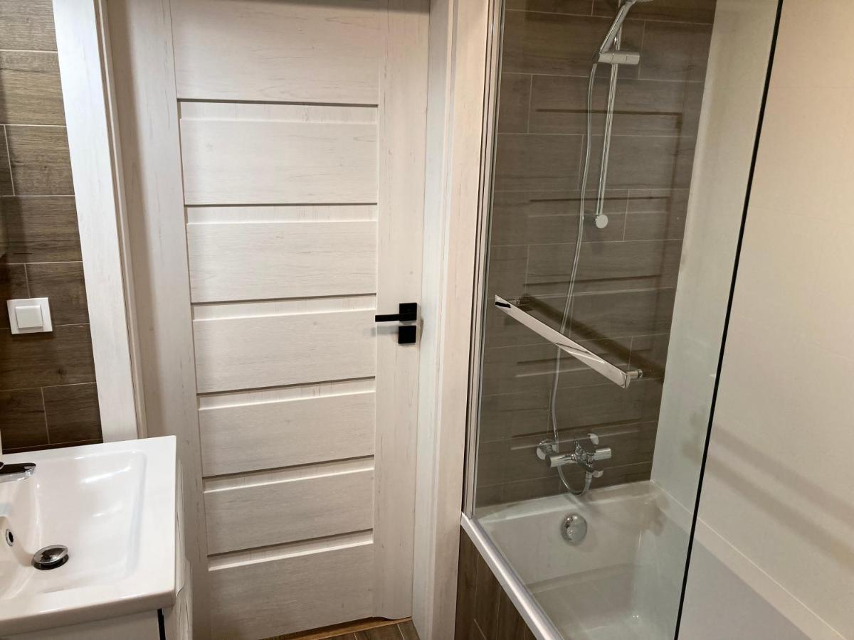 Apartament Lagiewniki クラクフ エクステリア 写真