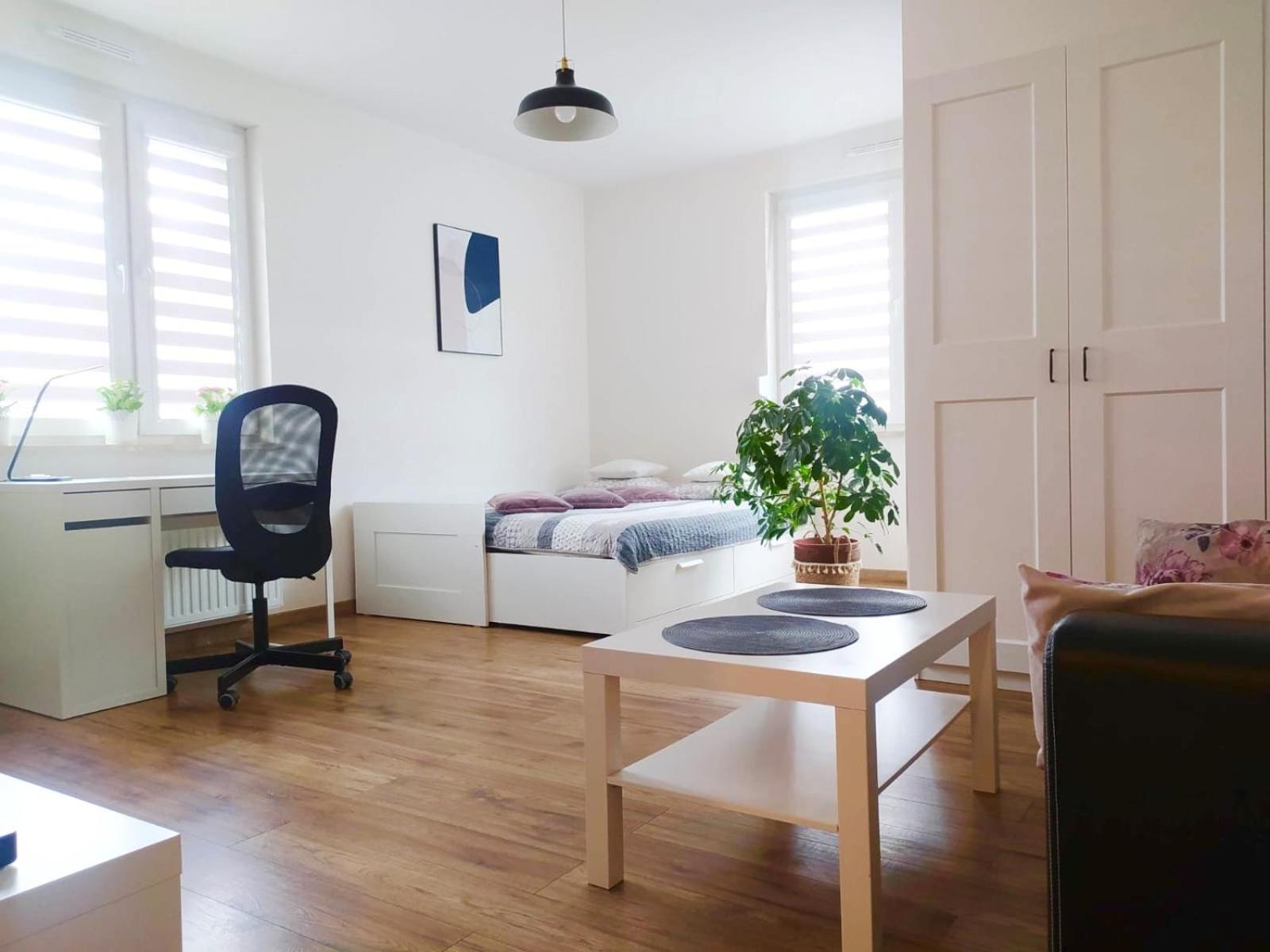 Apartament Lagiewniki クラクフ エクステリア 写真