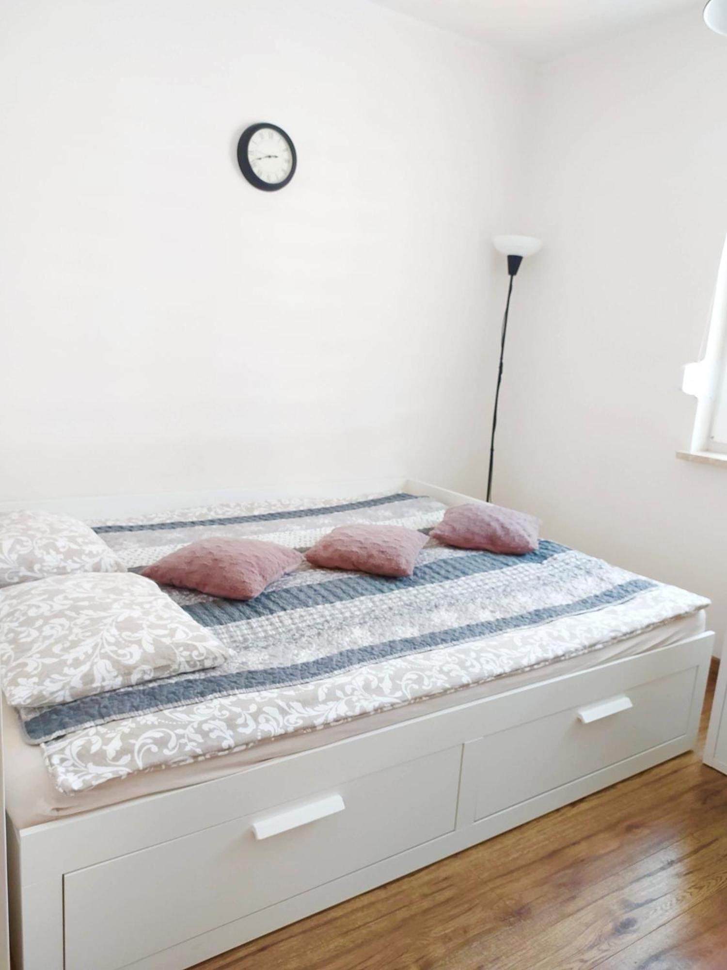 Apartament Lagiewniki クラクフ エクステリア 写真